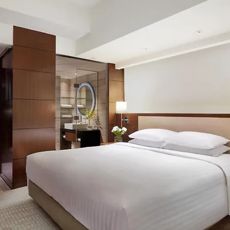 Courtyard By Marriott Hong Kong-3